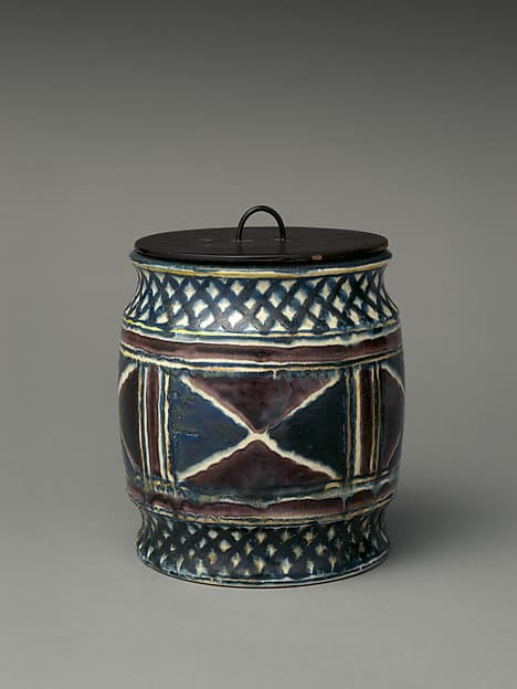 Freshwater Jar (Mizusashi) with Geometric Patterns, by Ogata Ihachi (Kyoto Kenzan II)