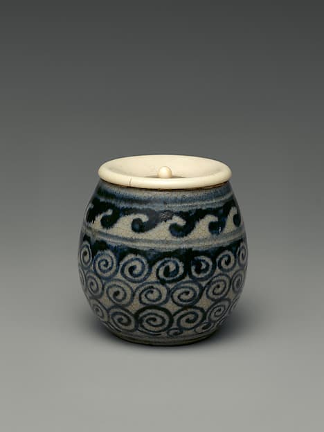 Tea Caddy (Chaire)
