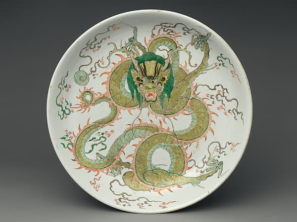 Dish with dragon