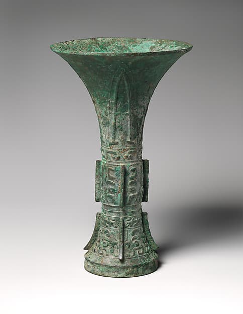 Ritual Wine Beaker (Gu)