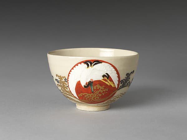 Teabowl with Rising Sun and Crane, by Eiraku Hozen
