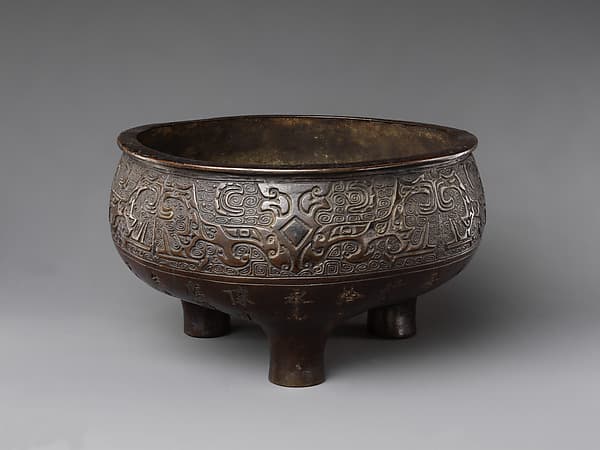 Tripod incense burner