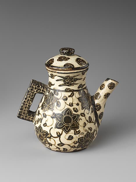 Spouted pouring vessel, by Ogata Kenzan
