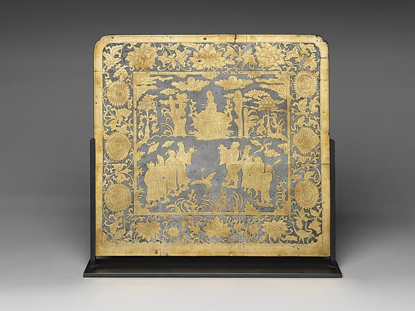 Table screen with immortals