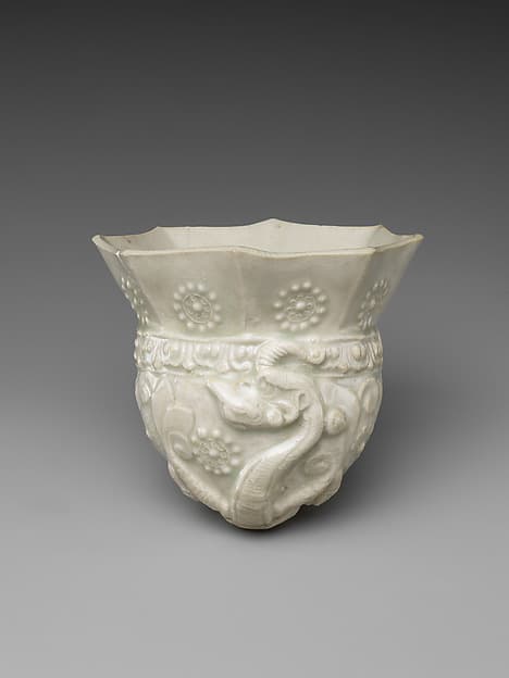 Cup modeled after a rhyton