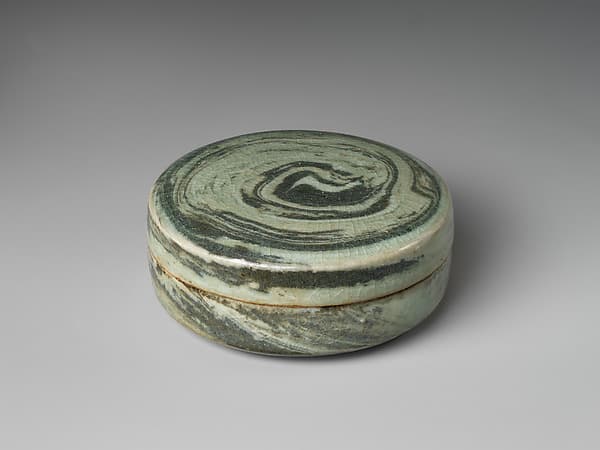 Marbled covered box