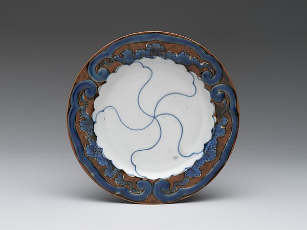 Small Dish (Kozara) with Stylized Flowers