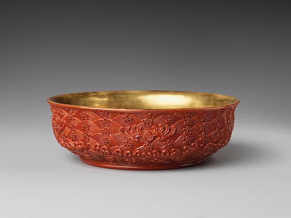 Bowl imitating carved lacquer