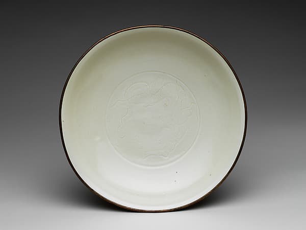 Dish with dragon