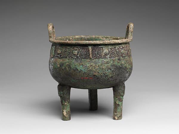Tripod cauldron (Ding)