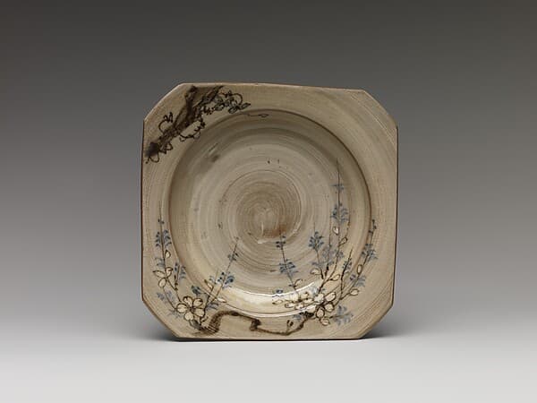 Square Dish with Decoration of Cherry Blossoms