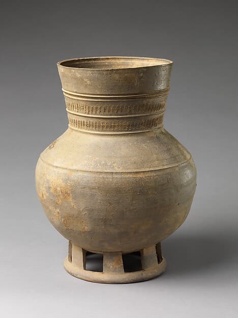 Footed jar