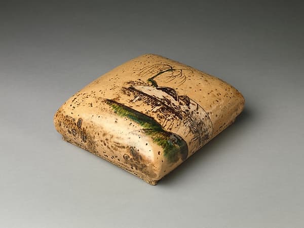 Writer's Box, by Ogata Kenzan