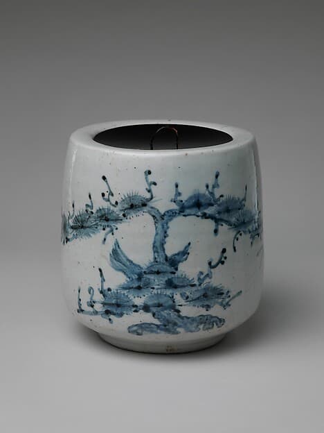 Freshwater Jar (Mizusashi) with Pine (front) and Plum with Bamboo (reverse)