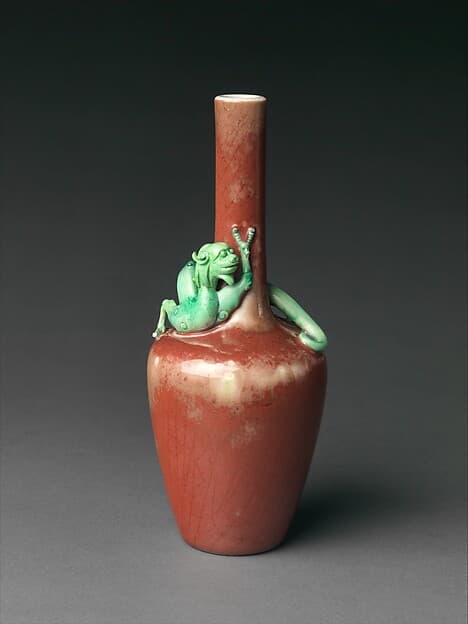 Vase with Coiling Dragon