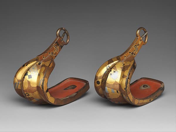 Stirrups (Abumi) with Cosmetic Brushes