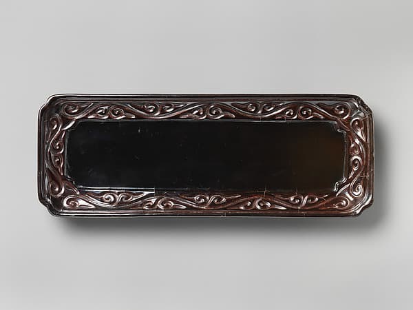 Brush tray