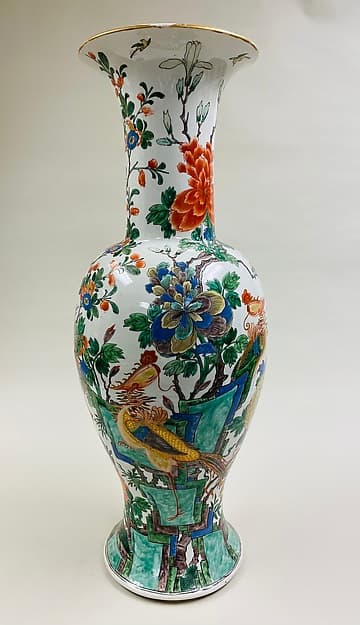 Vase with birds and flowers