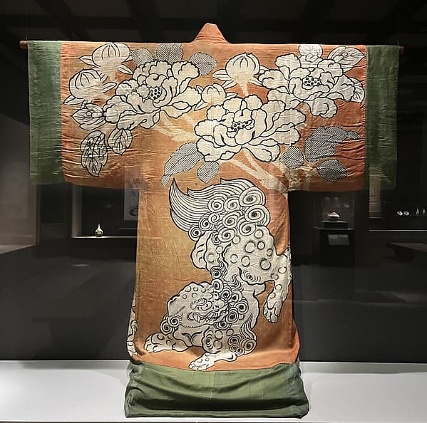 Kimono-Shaped Coverlet (Yogi) with Chinese Lions and Peonies