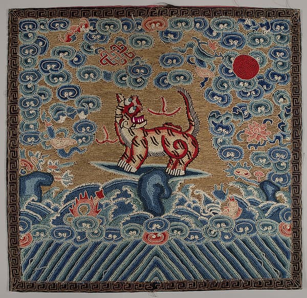 Rank badge with tiger