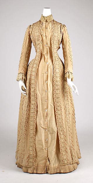 Tea gown, by House of Worth