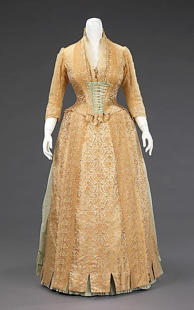 Dinner ensemble, by Kingsbury