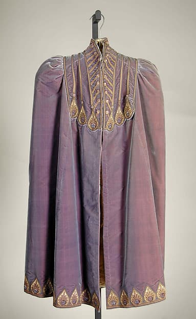 Evening cape, by Maison Pingat