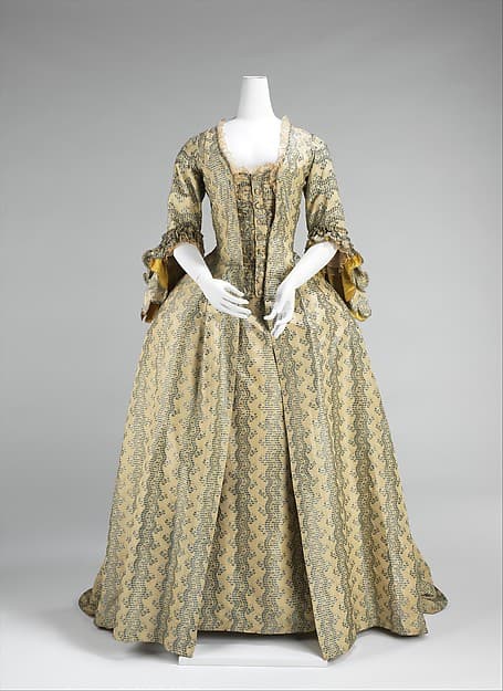 Robe à la française