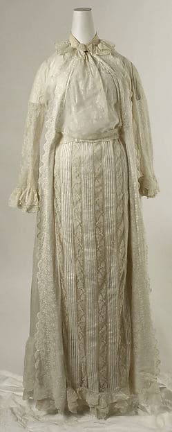 Tea gown