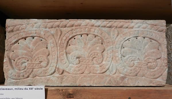 Lintel