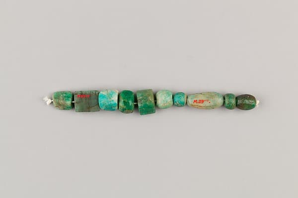 String of 10 beads