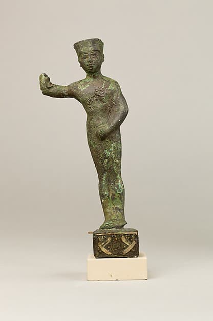 Statuette of Amenopet naming the provider/beneficiary Amenirdis son of Horiaa