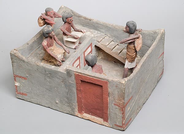 Model of a granary with scribe and overseer