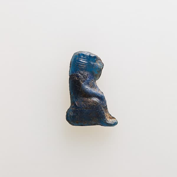 Amulet of squatting baboon