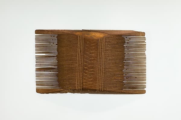 Comb