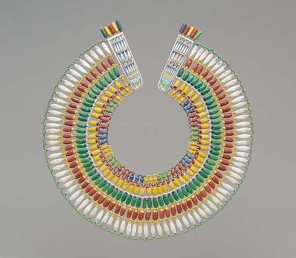 Broad Collar