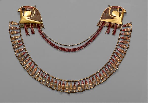 Broad Collar