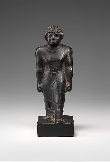 Statuette of an Official Who is a Dwarf