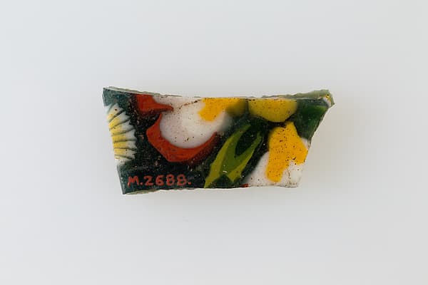 Floral plaque
