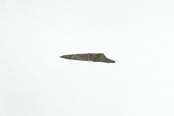 Blade for a Model Saw from a Foundation Deposit