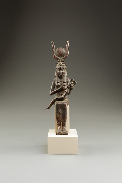 Isis nursing Horus