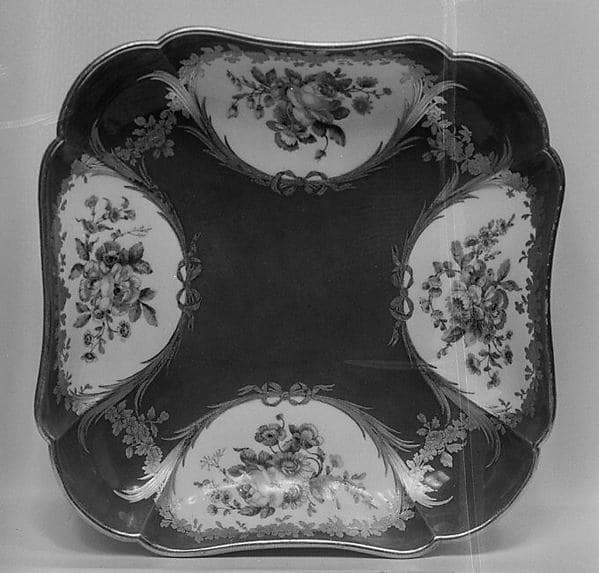 Fruit dish (compotier carré) (one of six) (part of a service), by Sèvres Manufactory