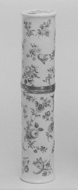 Needle case