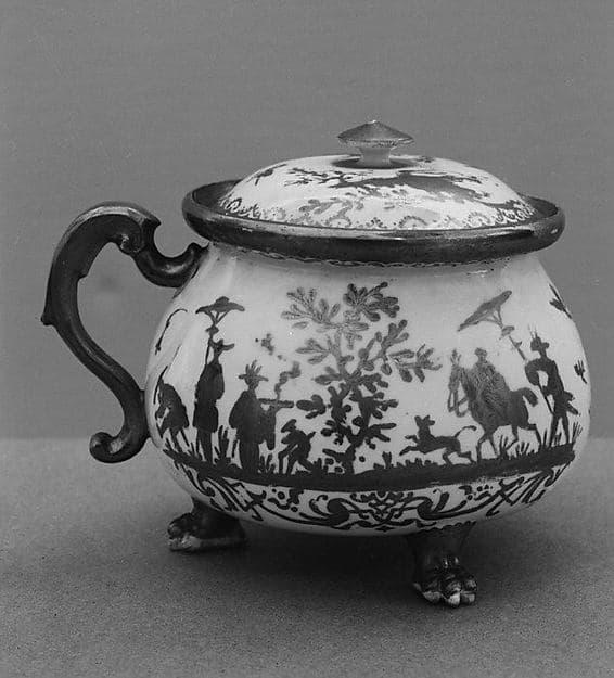 Bowl with cover, by Meissen Manufactory