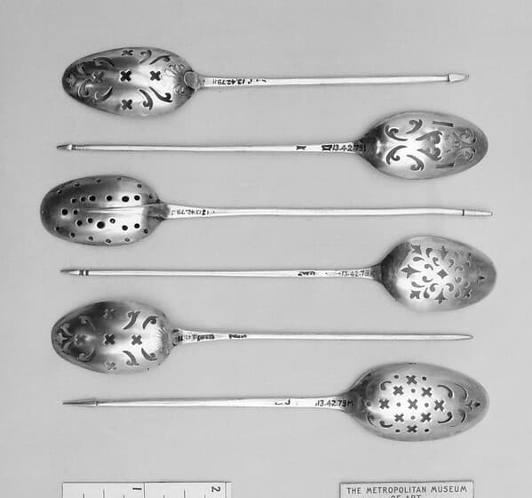 Strainer spoon, by Edward Bennet I
