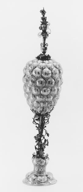 Pineapple cup with cover (Hanap), by Caspar Beutmüller the Younger