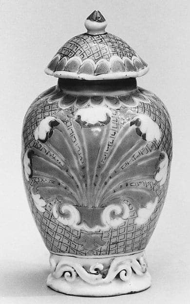 Tea caddy with cover (part of a service), by Cornelis Pronk