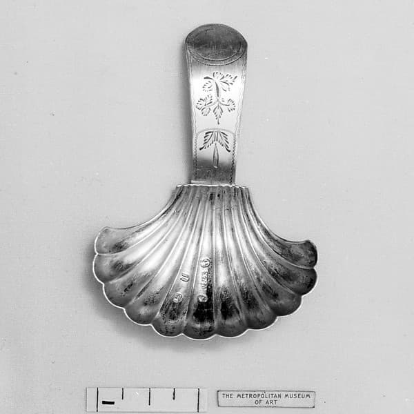 Caddy spoon, by Wardell & Kempson