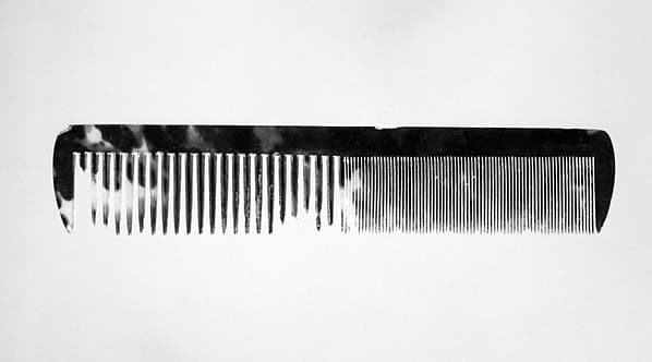 Comb (part of a set)