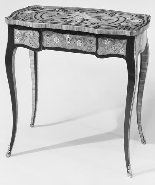 Dressing table, by Léonard Boudin